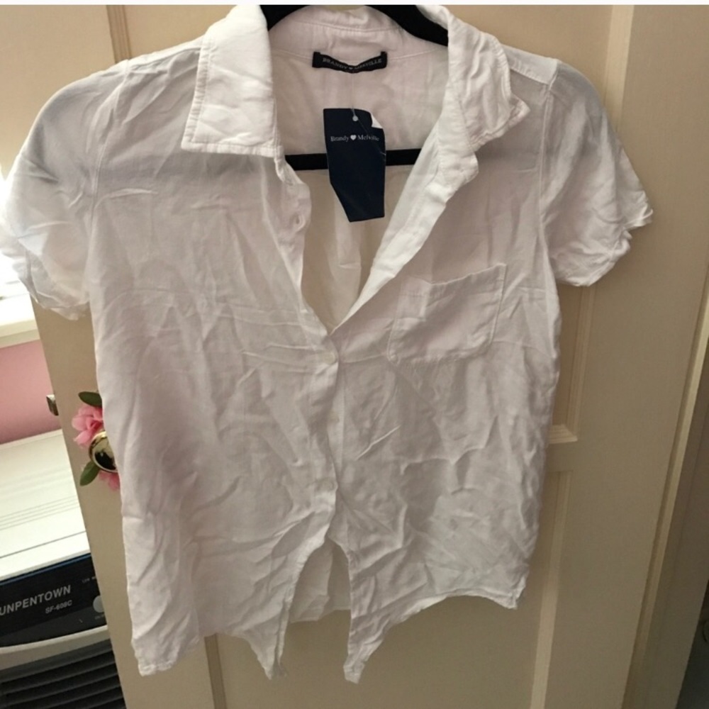 Brandy Melville white top